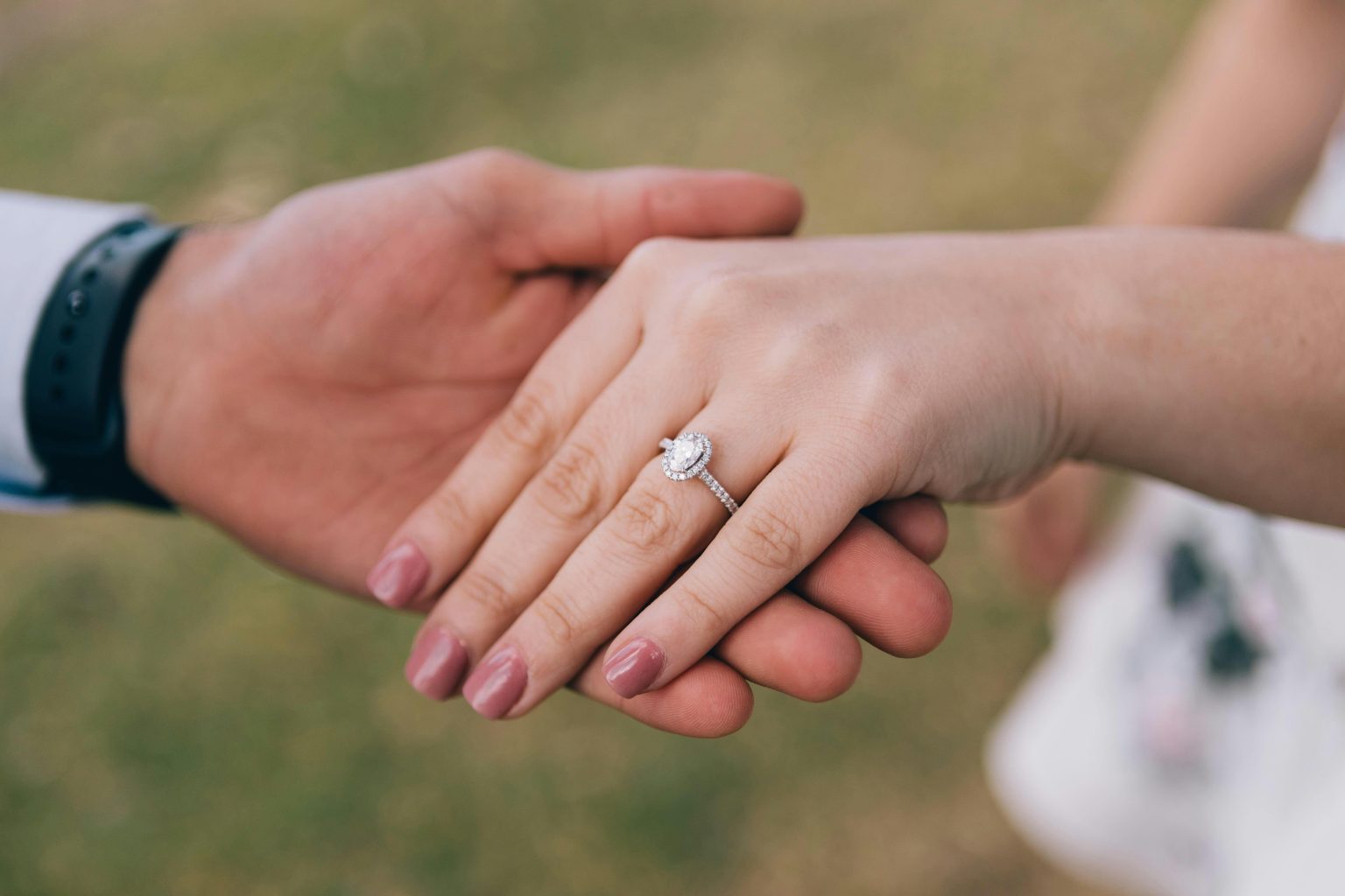 93% of women prefer a small, subtle engagement ring to a large, blingy one